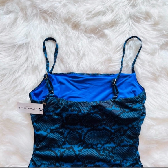 New! VITAMIN A Jenna Animal Print High Leg One-Piece Swimsuit - Picture 7 of 10